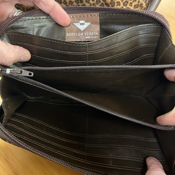 Bottega Veneta Cheetah print nylon WITH matching wallet - Picture 12 of 12